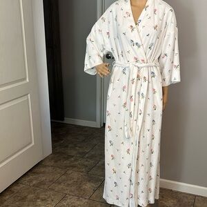 Elegant Vintage Flo Weinberg Flannel Terry Floral Women's Robe